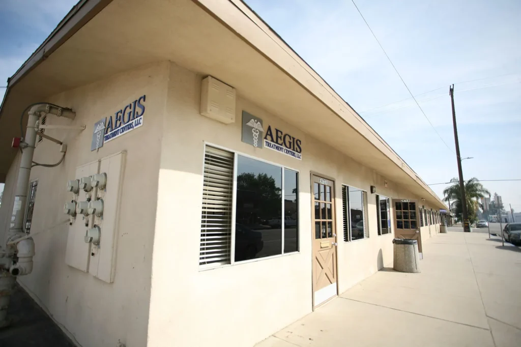 aegis-treatment-centers-bakersfield-21st-st-hero