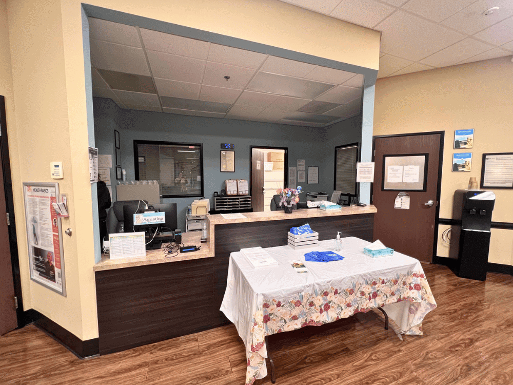 Front desk at Aegis Simi Valley