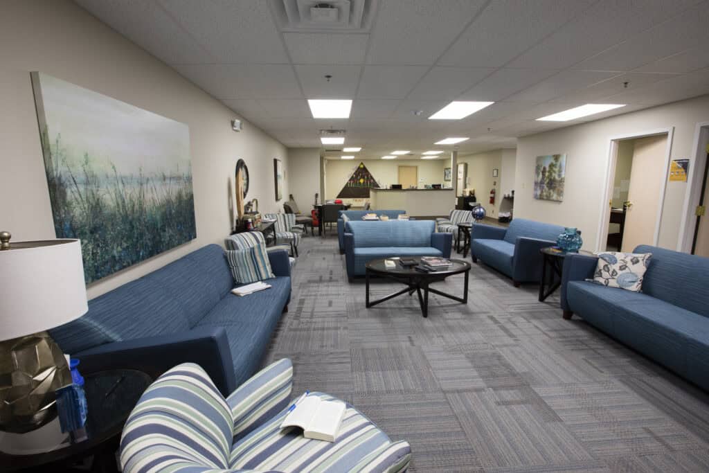 Recovery Works Merrillville patient lounge